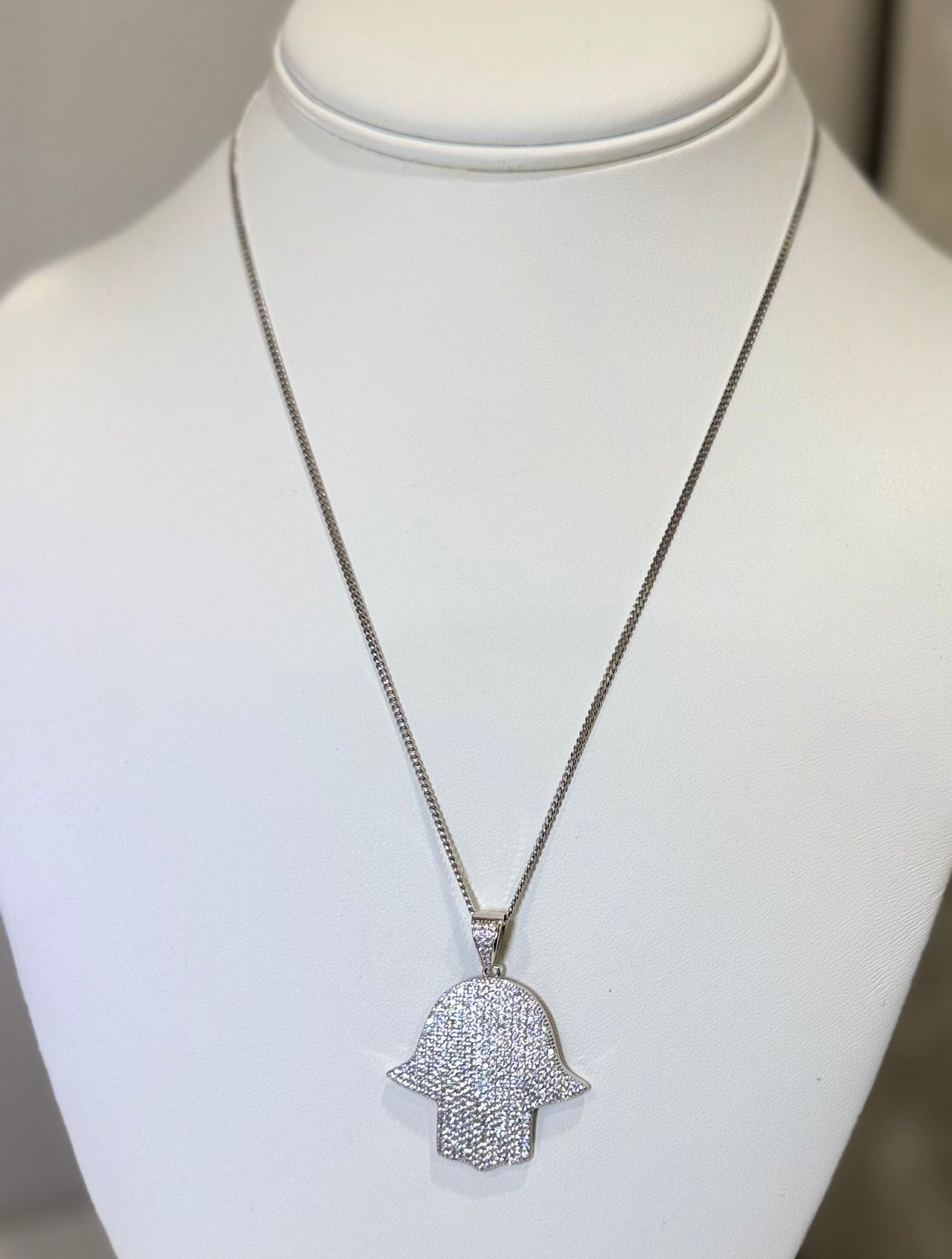 Jaret baguette necklace