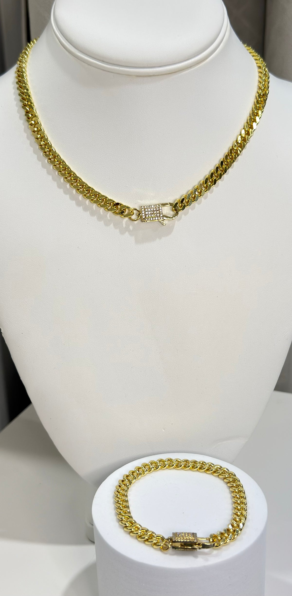 Kyle chain set