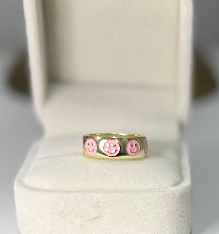 Happy face ring