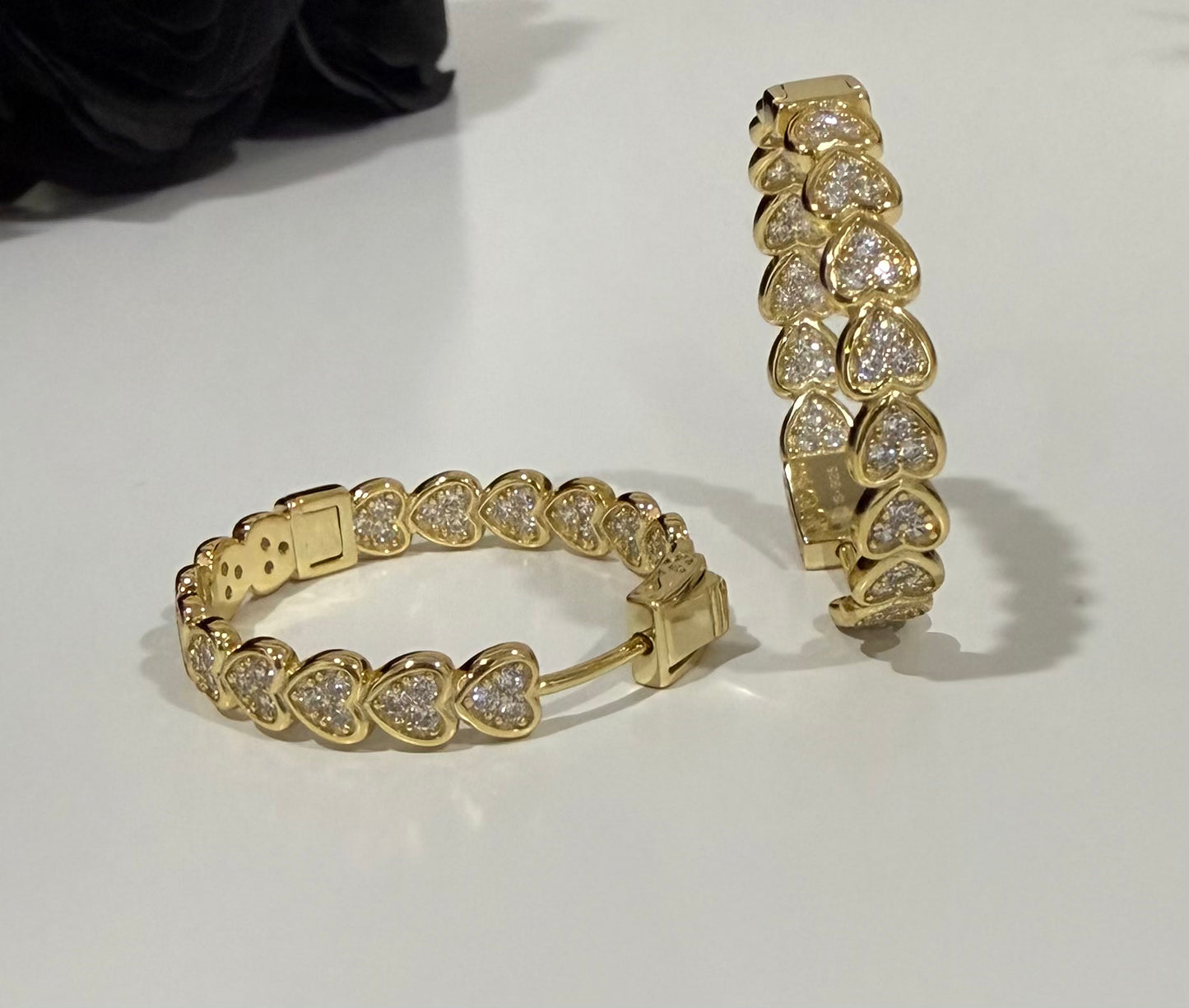 Amour hoops earrings