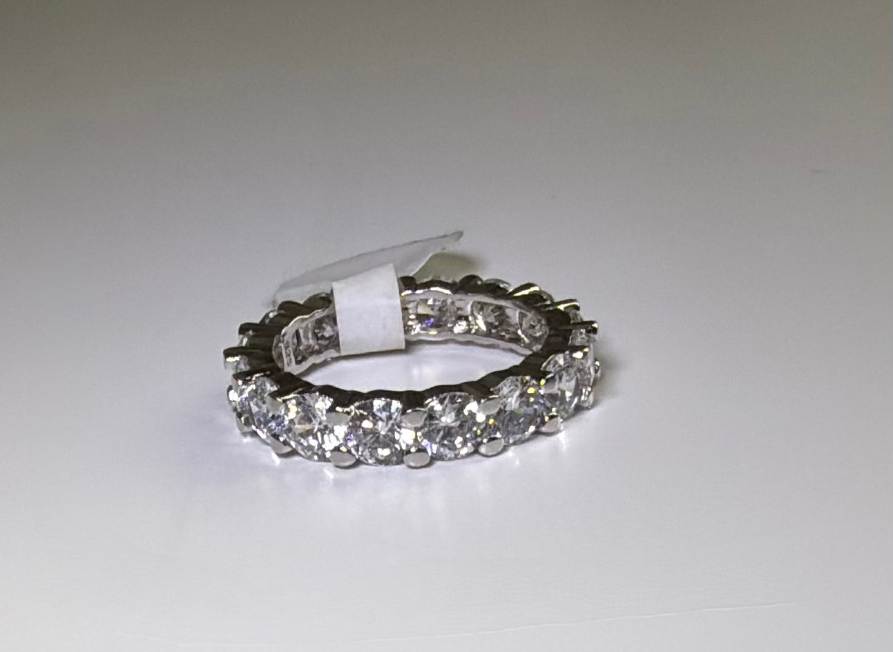 Irina tennis ring
