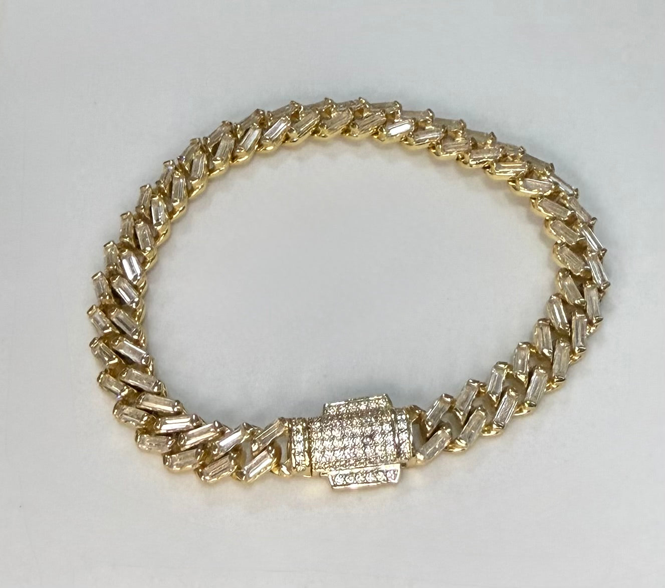 Gennesis bracelet