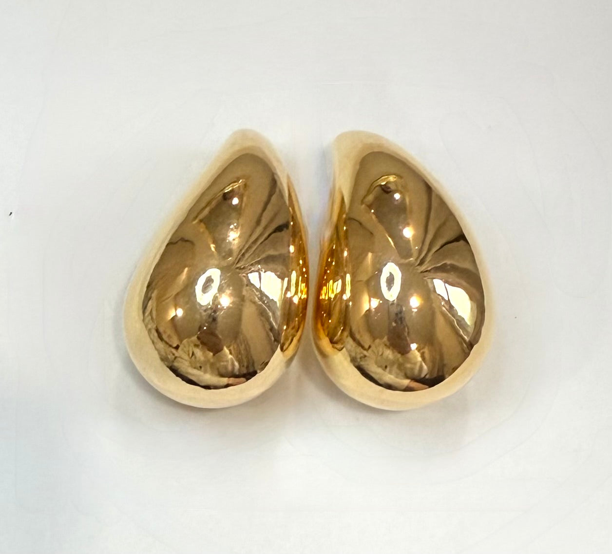 Gotas M earrings