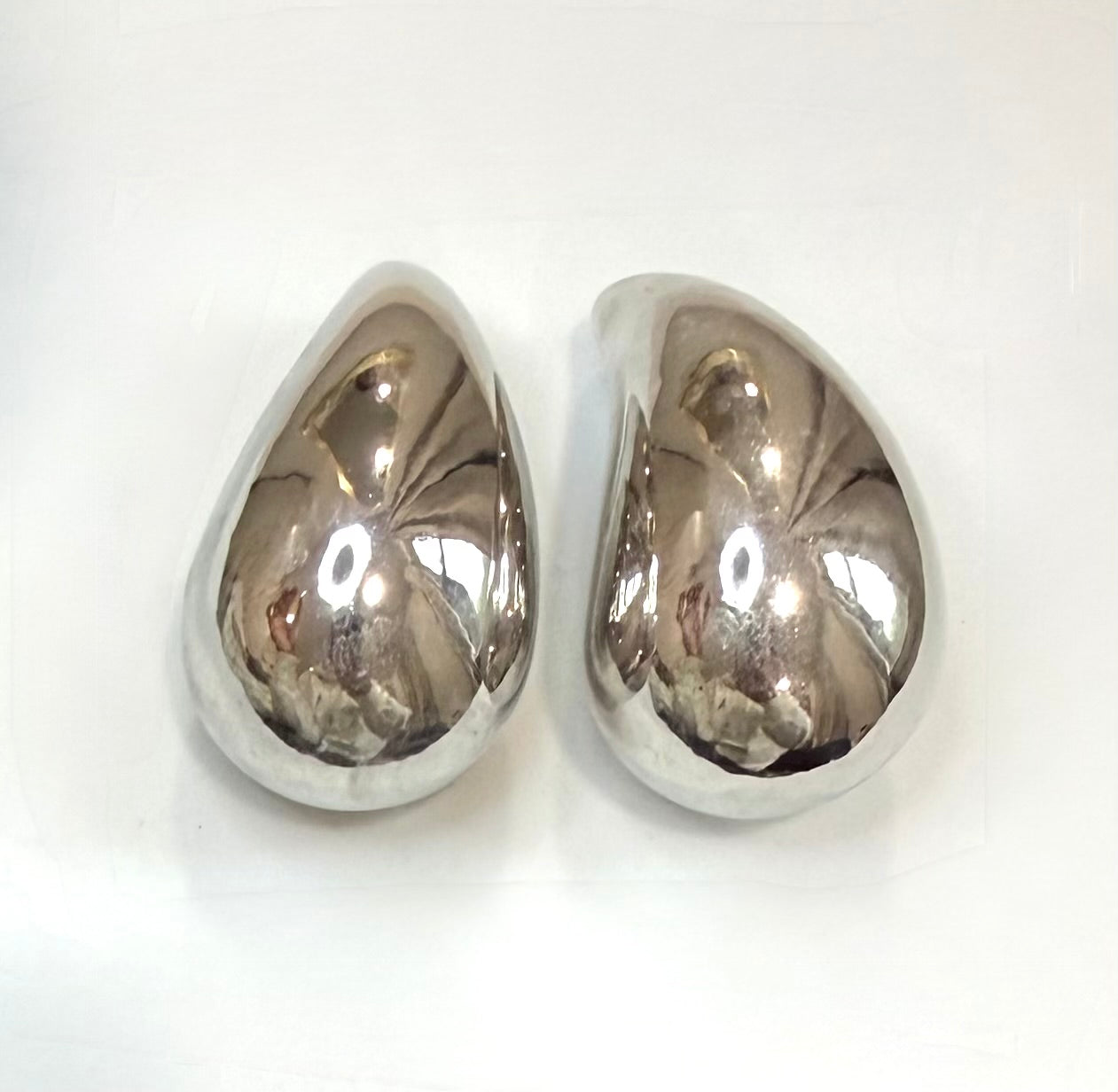 Gotas M earrings