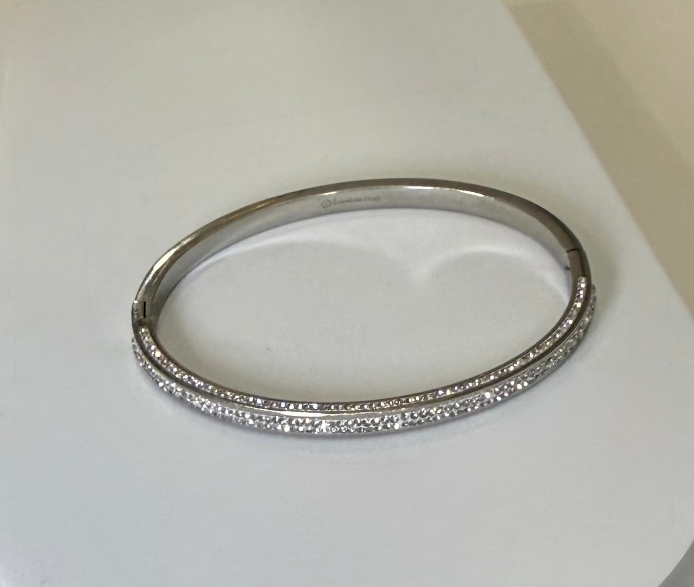 Ice cub bangle