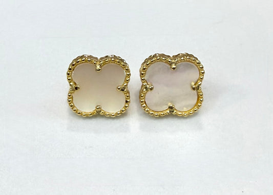 Spring pearl stud earrings