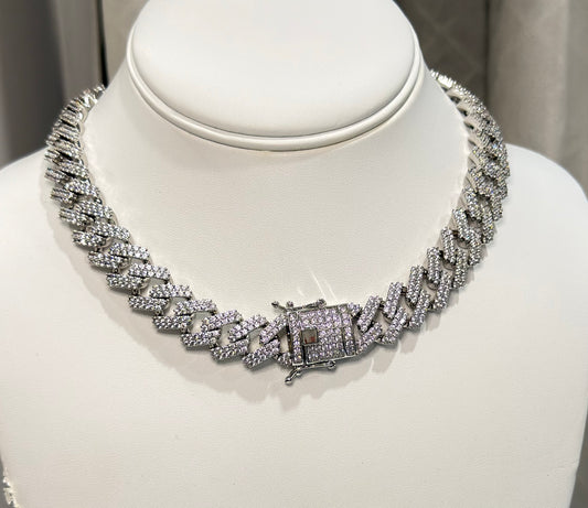Luxury choker L