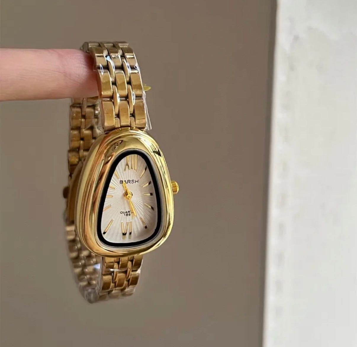 Amara Watch