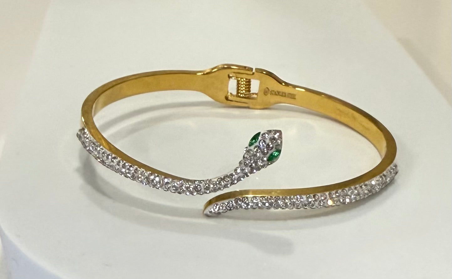 Ice cub snake bangle