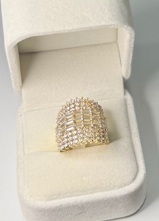 Aida ring