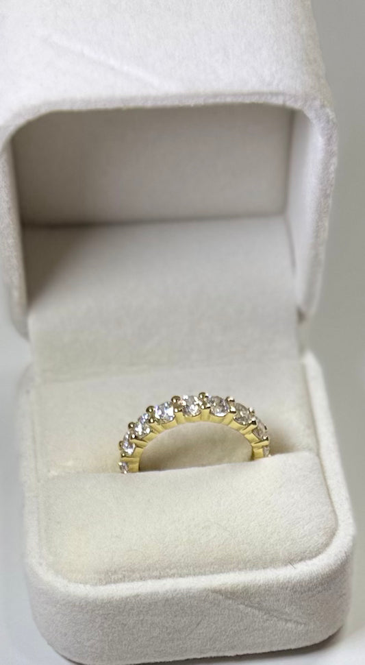Irina tennis ring