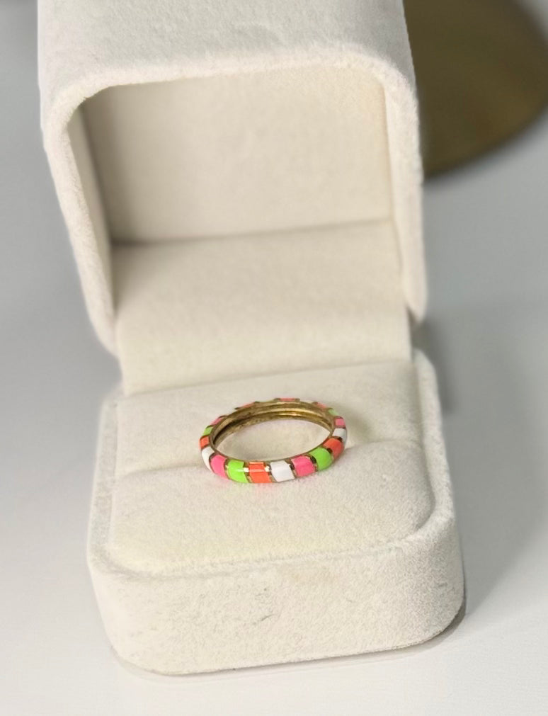 Rainbow ring