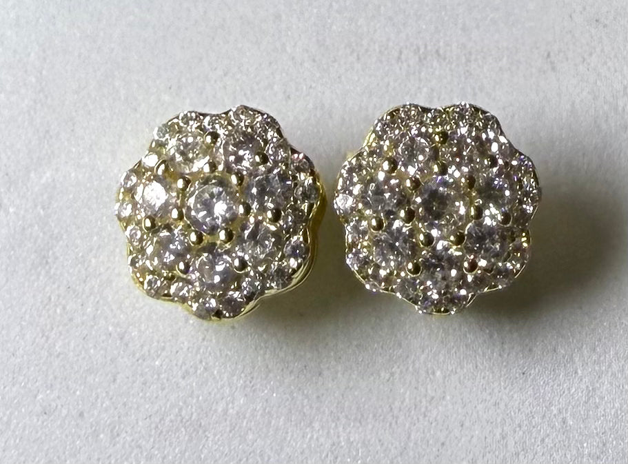 Ice flower stud earrings