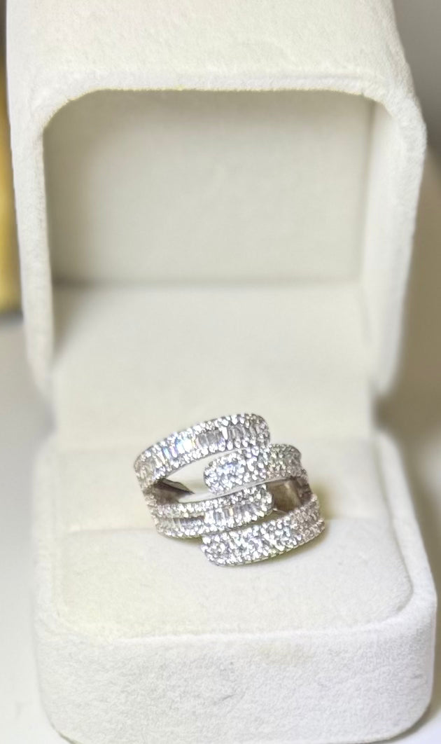 Royal ring