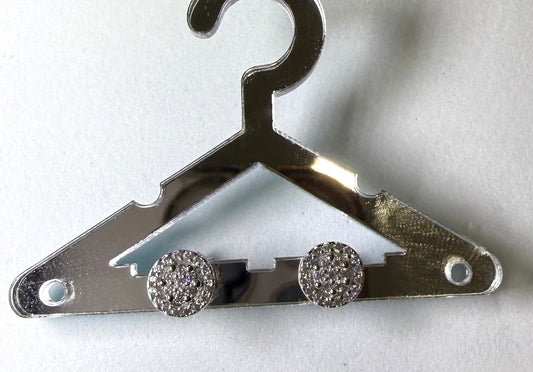 Nieve ice stud earrings