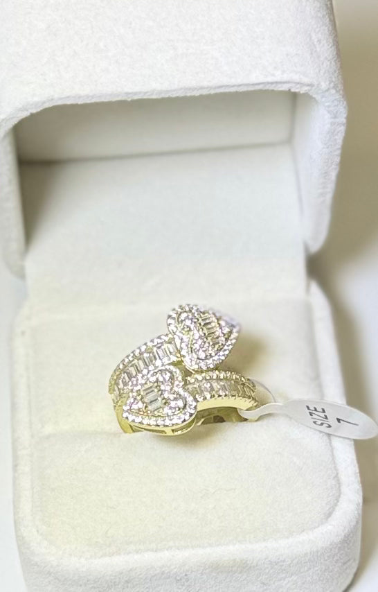 Esthefany heart ring