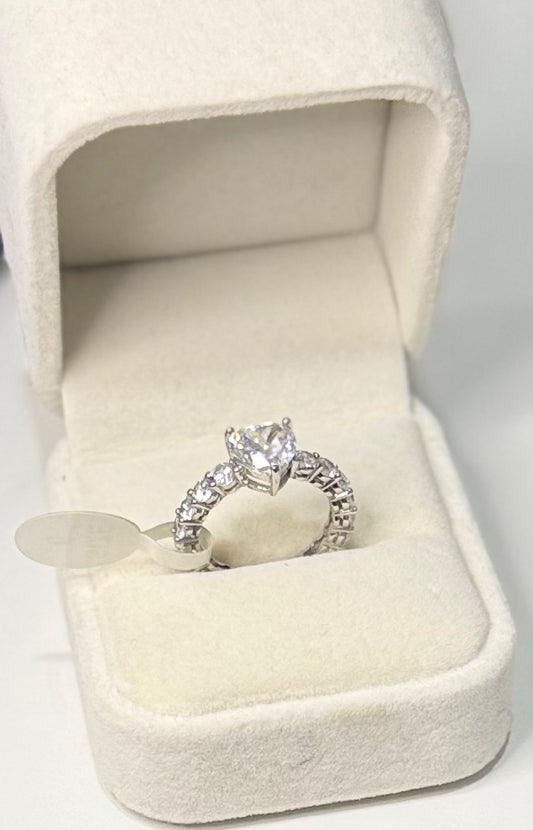 Chary heart ring